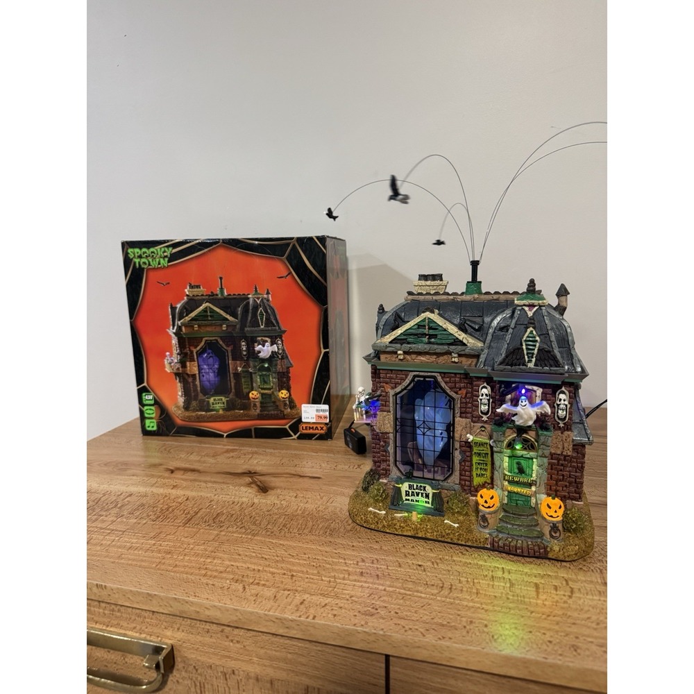 Lemax Spooky Town Black Ravens Manor Light/Sound/Motion Halloween Village